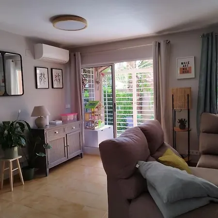 Holiday home Spacious And Bright Family In Alicante. *