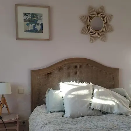 Spacious And Bright Family In Alicante.