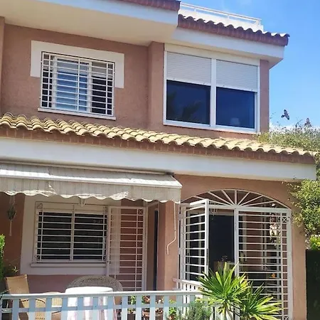 Spacious And Bright Family In Alicante. * Alicante